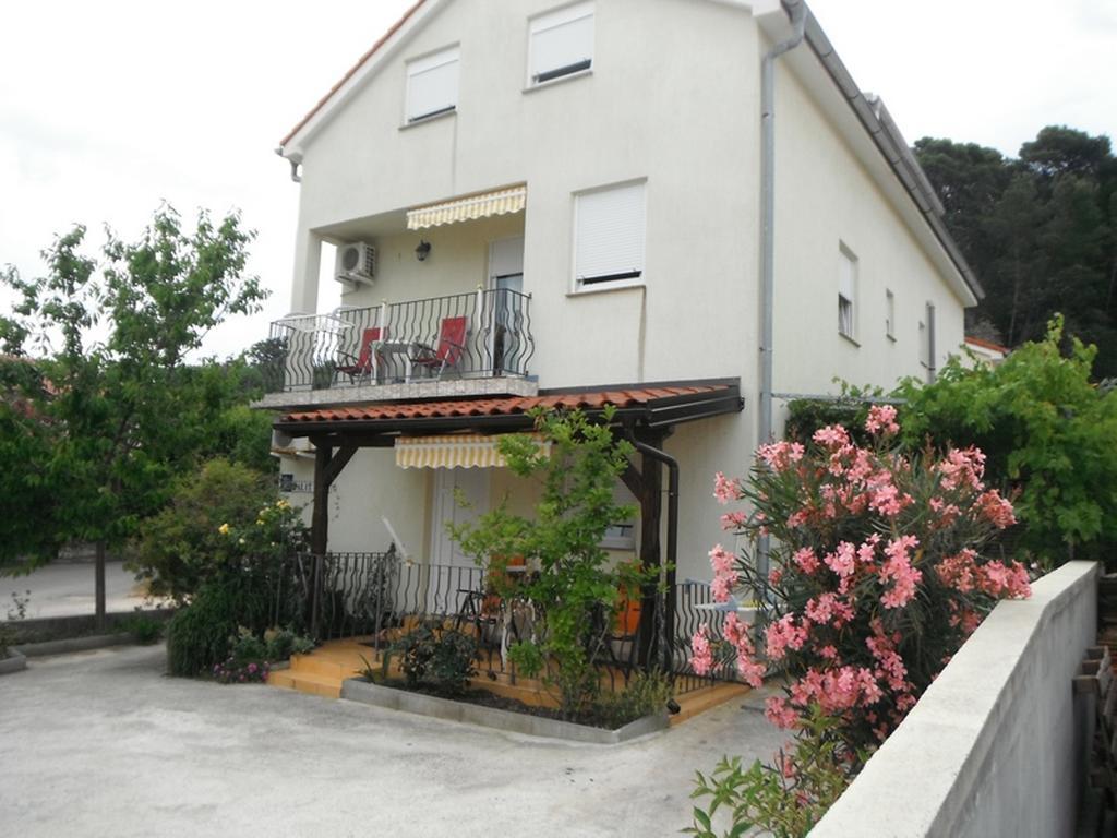 Apartment Lara 拉布 客房 照片